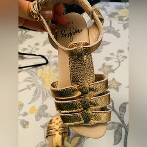 Monkey Feet girls metallic rose gold sandals